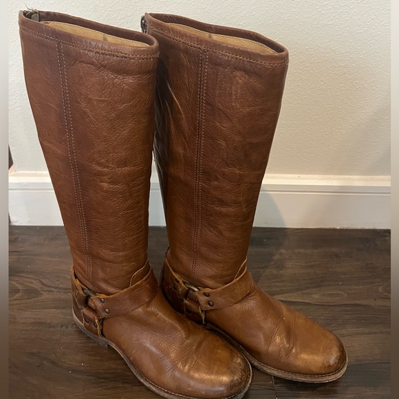 Frye Veronica Tall Boot - Picture 2 of 9